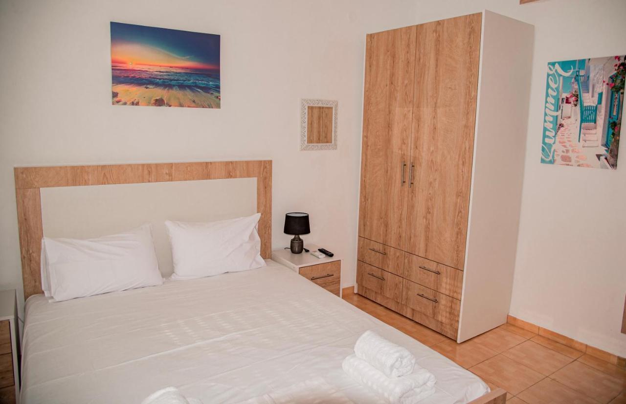 Athina Secret Apartments Adults Only Heraklion  Luaran gambar